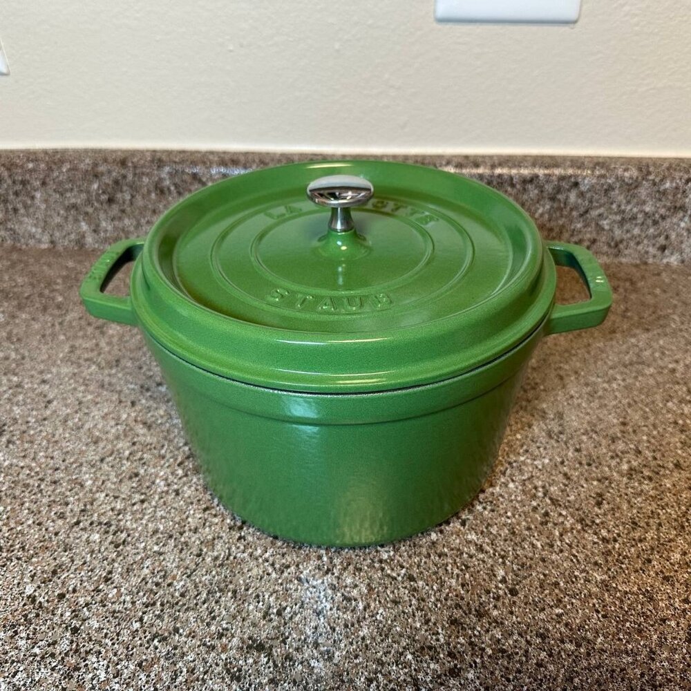 Staub 5-Quart Round Cocotte – Basil Green – Excellent Condition!